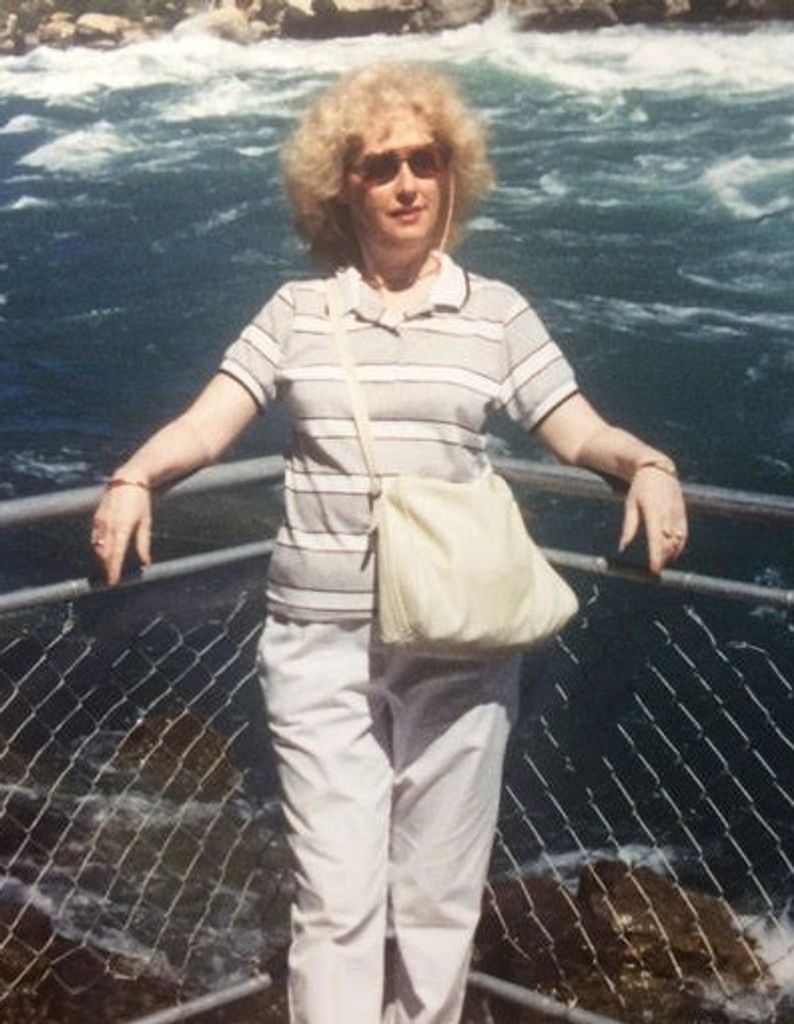 Frances Bariglio