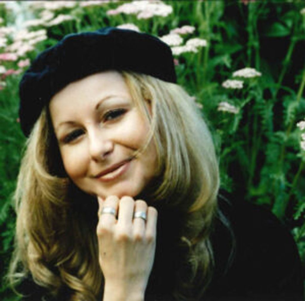 Marianne Smith