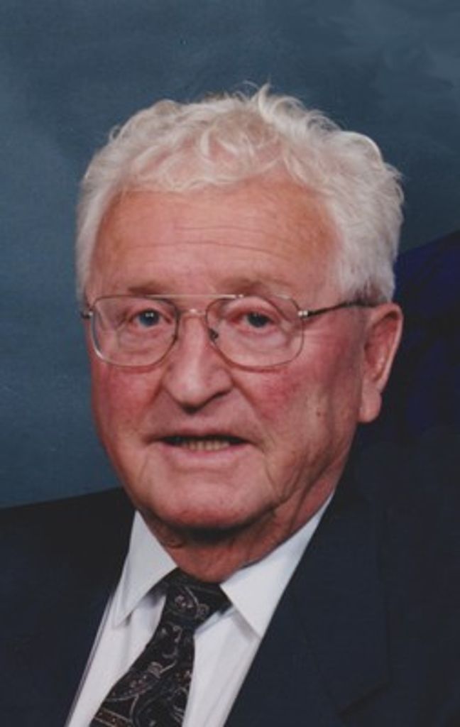 Robert  Lorain Grunig Profile Photo