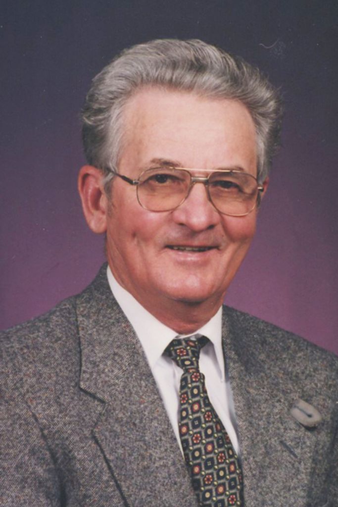 Lloyd James Flood Profile Photo