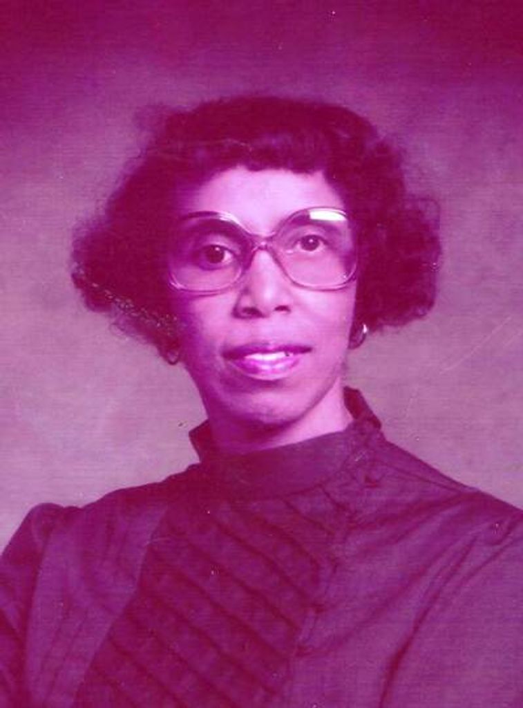 Mrs. Lynne Woody Profile Photo