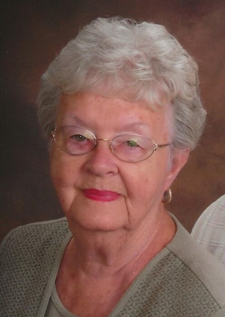 Carolyn "Sue" Lechien Profile Photo