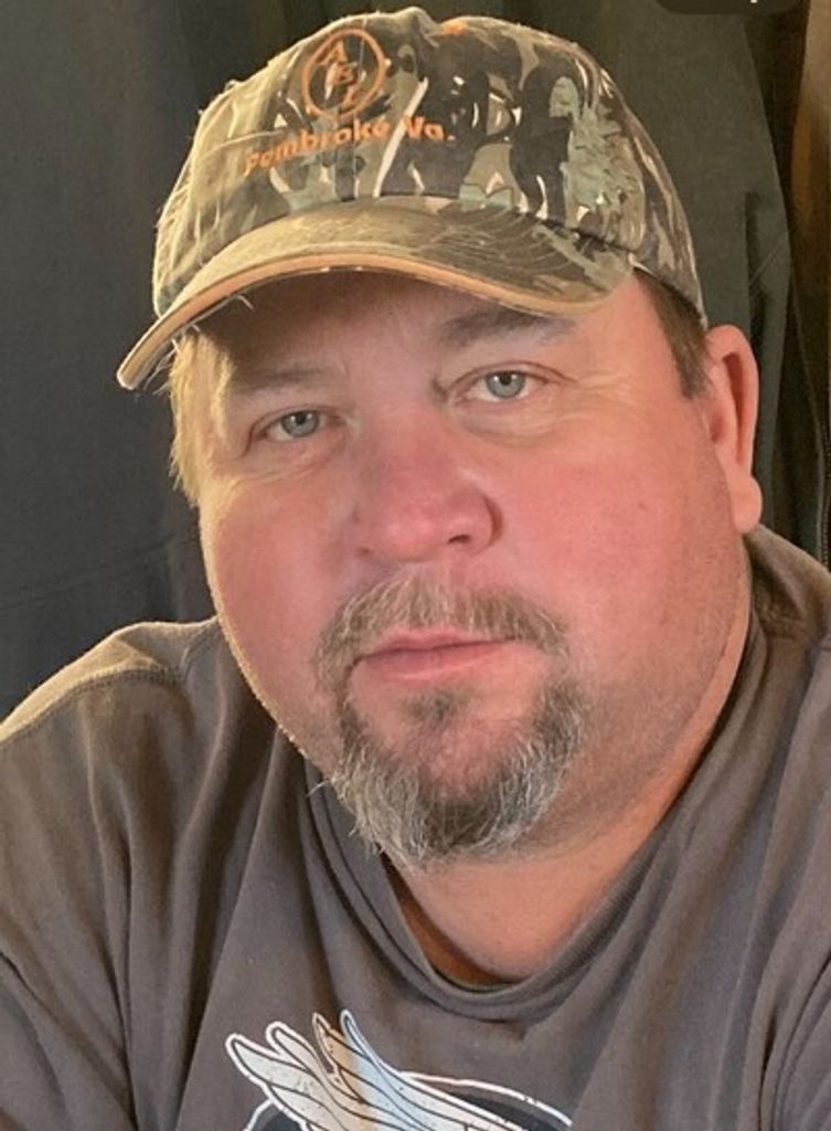 Leon Scott Bennett Profile Photo