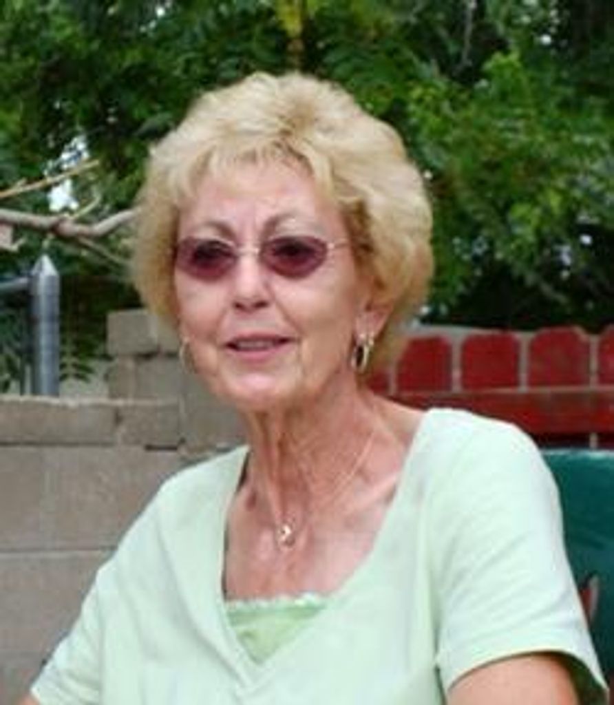 Lynn Roll Nelson
