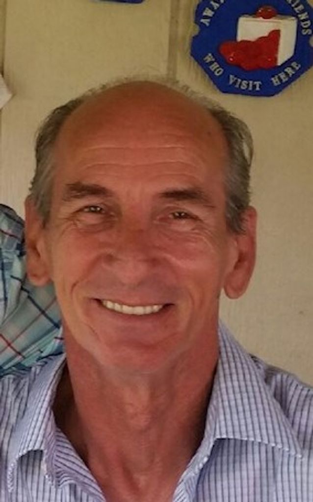 Charles  L. Richards  Jr