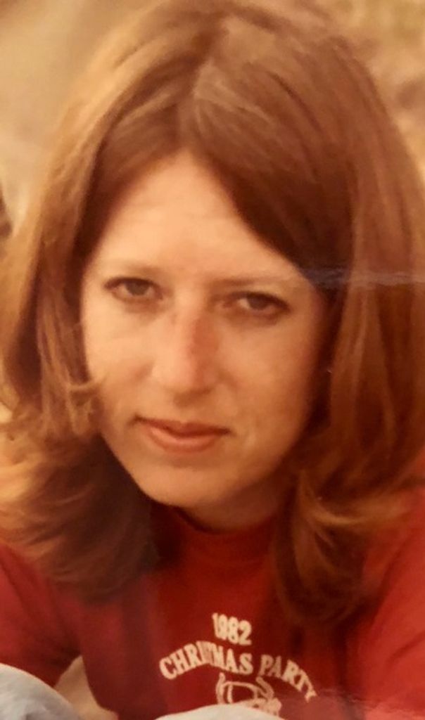 Sara Niell Robbins Profile Photo