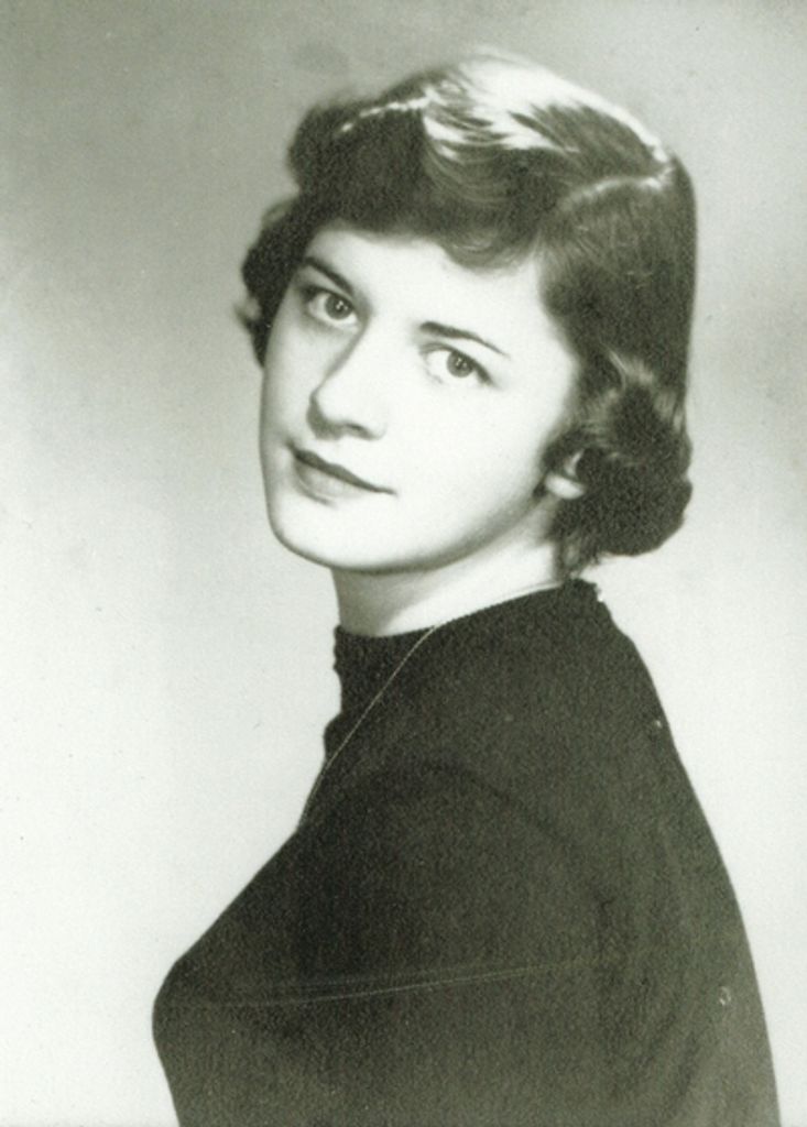 Sally Elaine Vanhouten