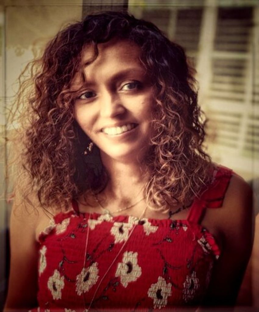 Alma Maria Velasquez Profile Photo
