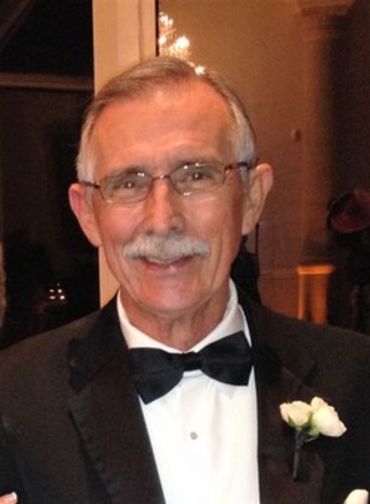 Robert "Bob" Lloyd Carroll