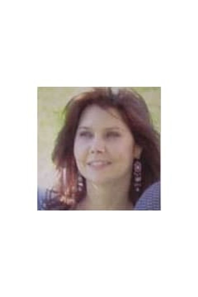 Ms. Suzanne   Bagwell