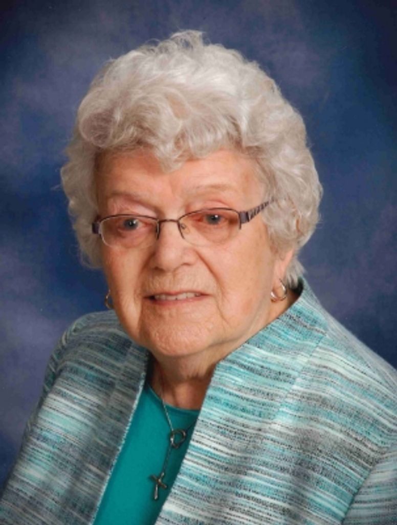 Edna Eberhart