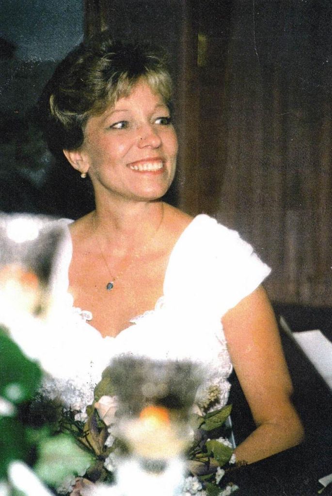 Rosemarie "Suzi" Farquhar Profile Photo