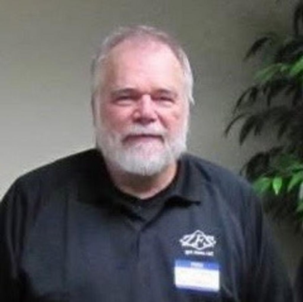 Robert 'Bob' Dean Garland