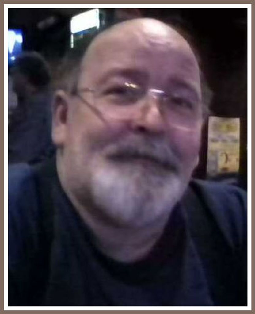 Robert Earl Wood