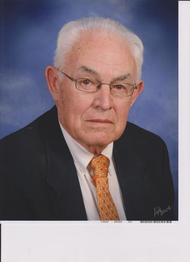 Linwood L. "Woody" Seckinger