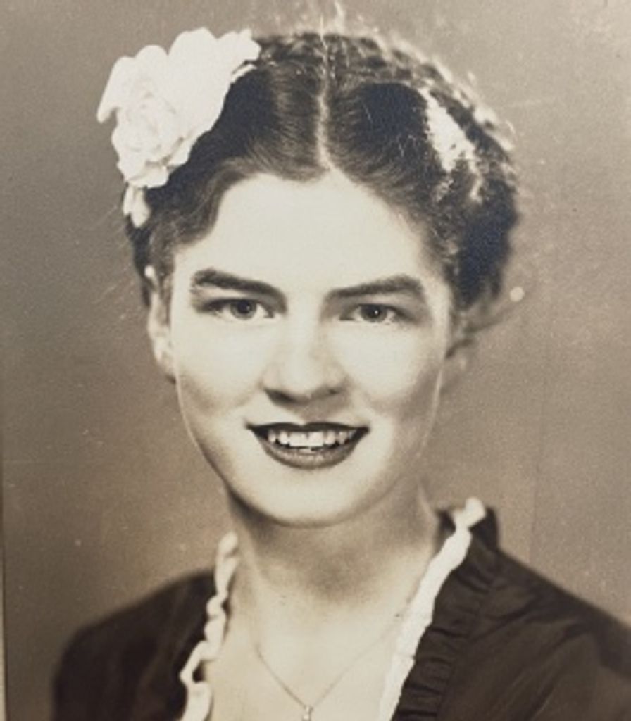Gloria Macneill Profile Photo