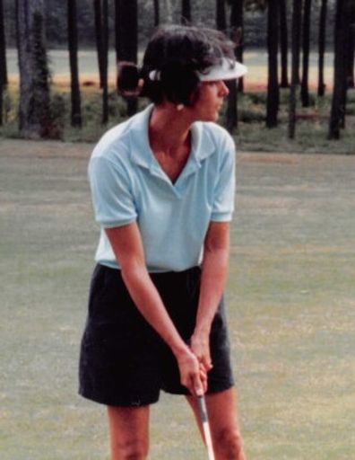 Elfriede "Helga" Newell Profile Photo