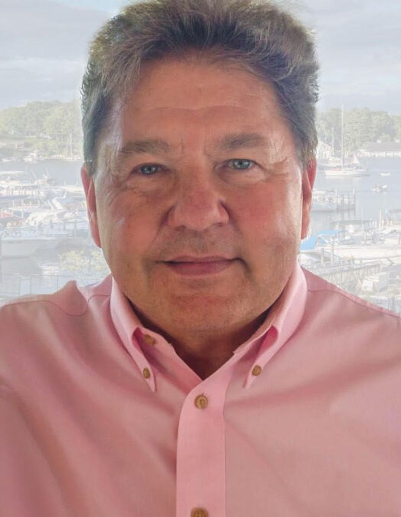 Dennis Kusina