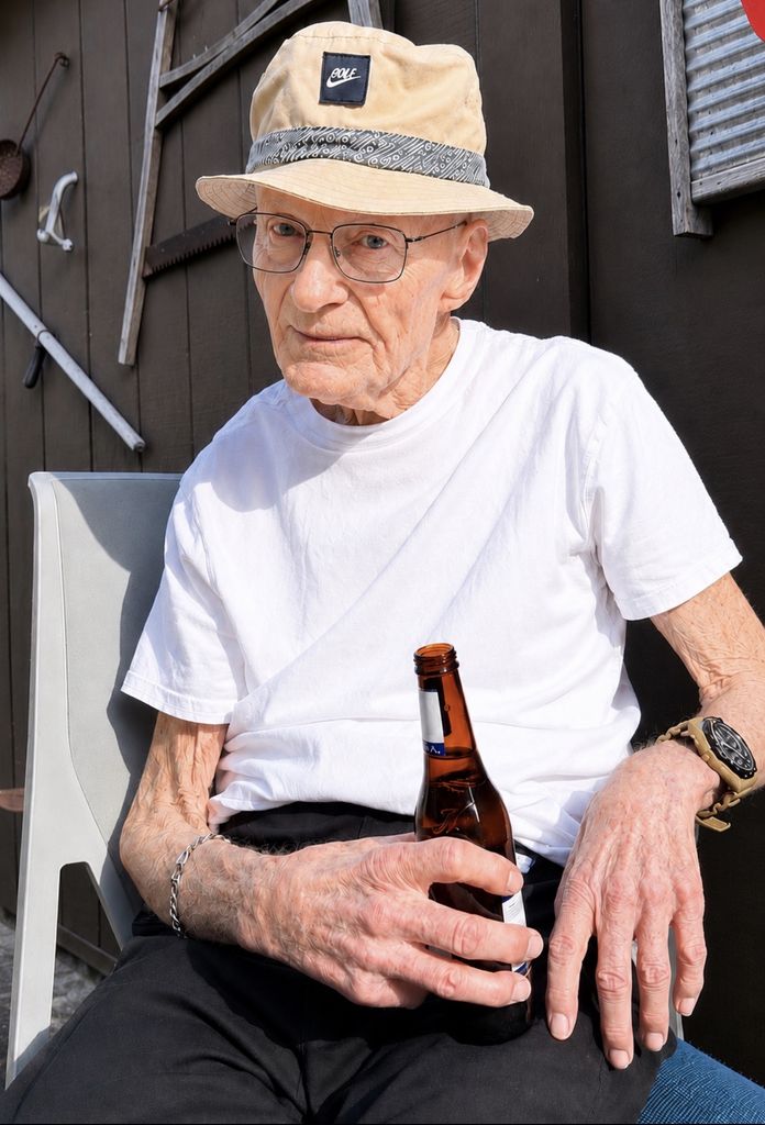 Gary Lewis Smith Profile Photo