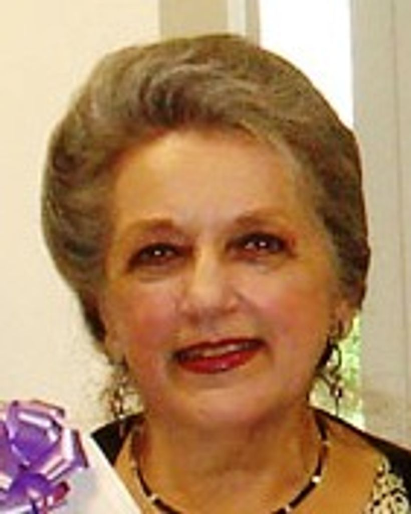 Leona G. (Pelletier) Camara