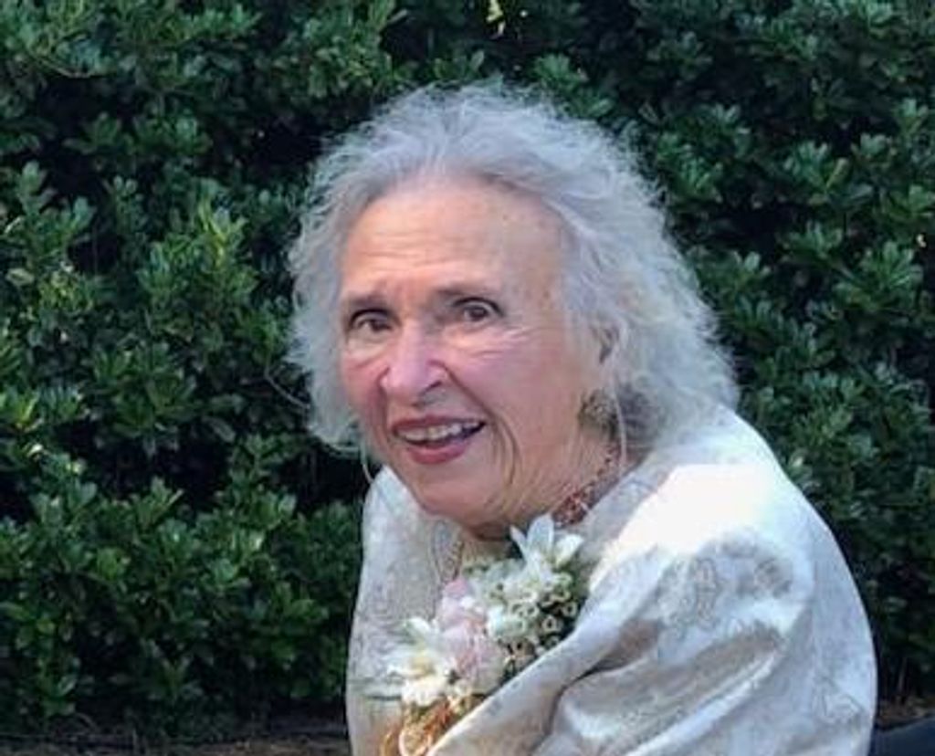 Bobbie Lura Demetriou Profile Photo