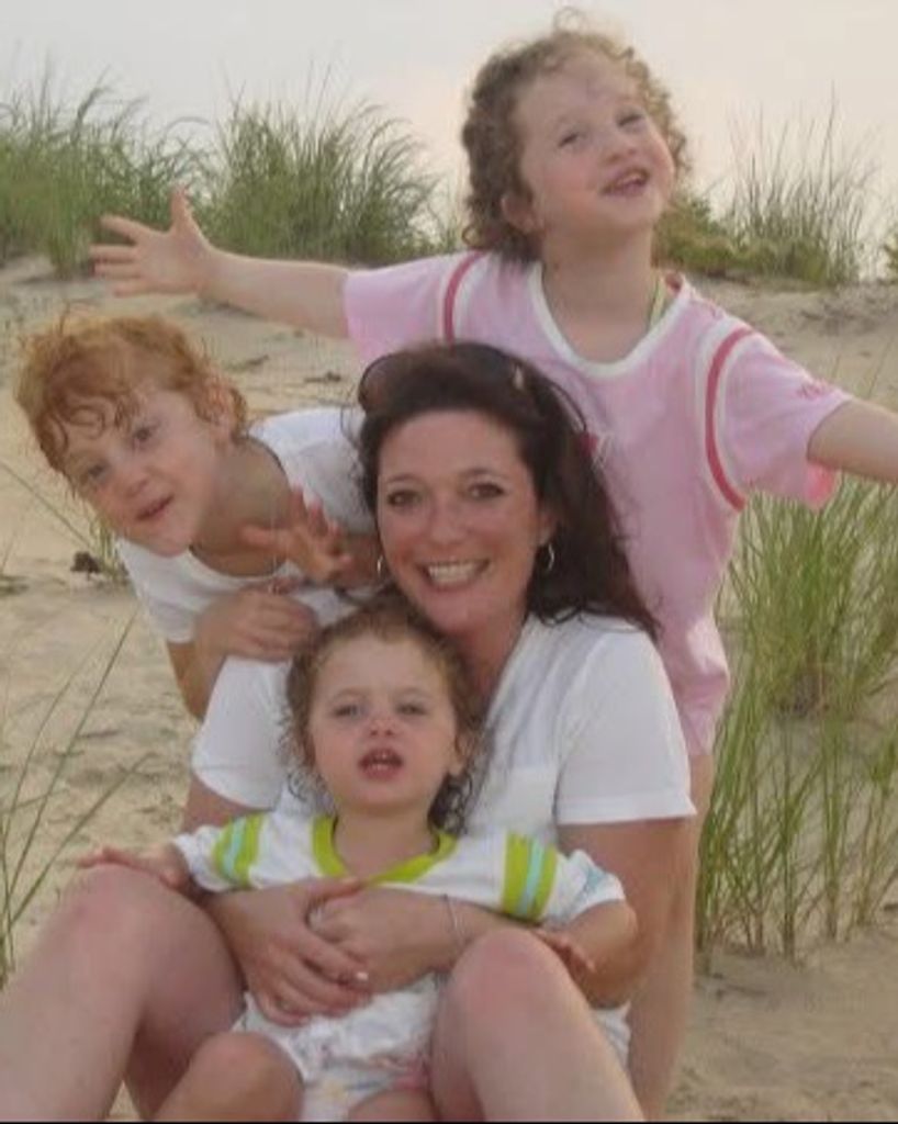 Colleen Cara Hannum Profile Photo