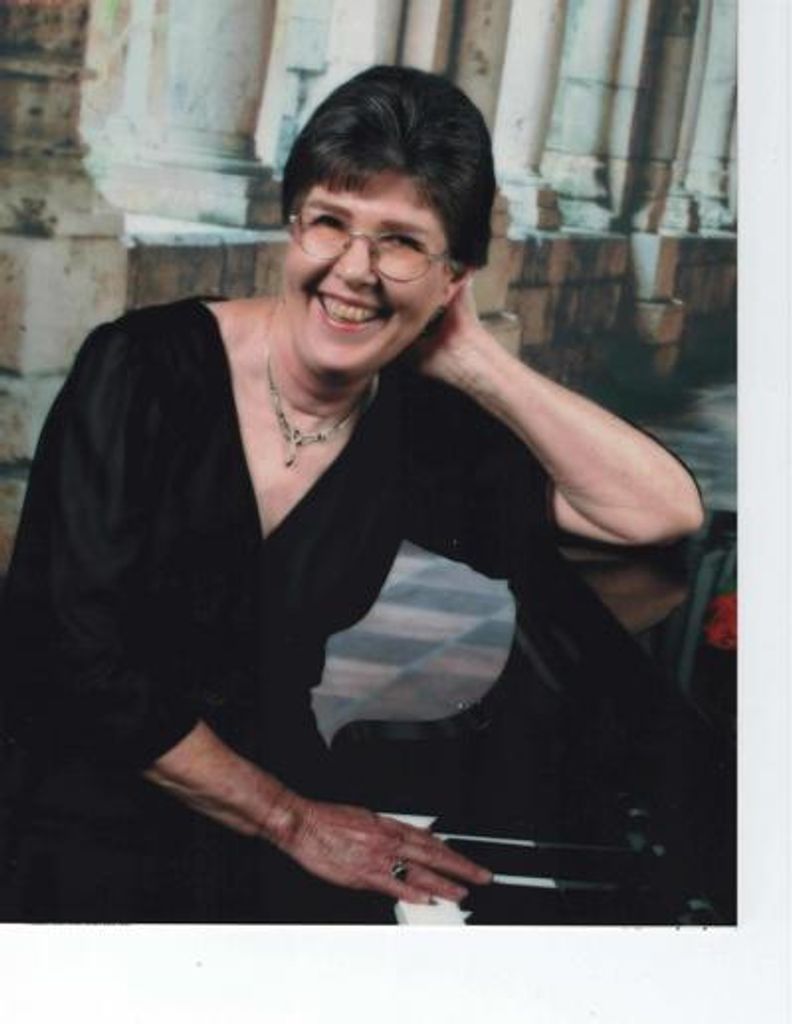 Mrs. Helen E. Carter Profile Photo