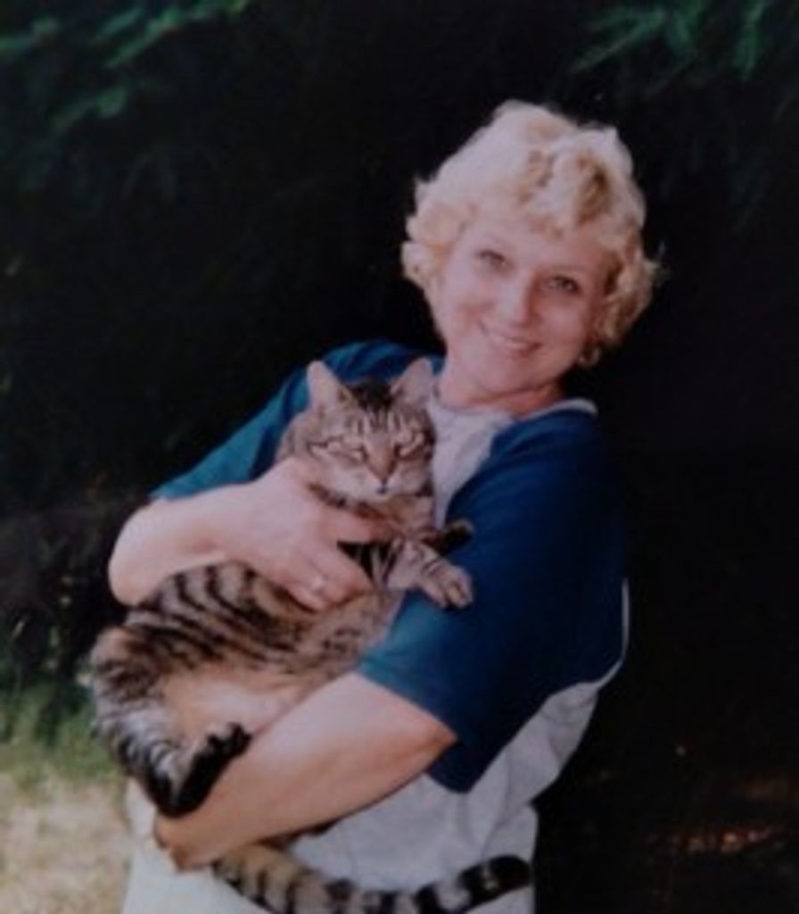 Lola Ihlenfeldt Profile Photo