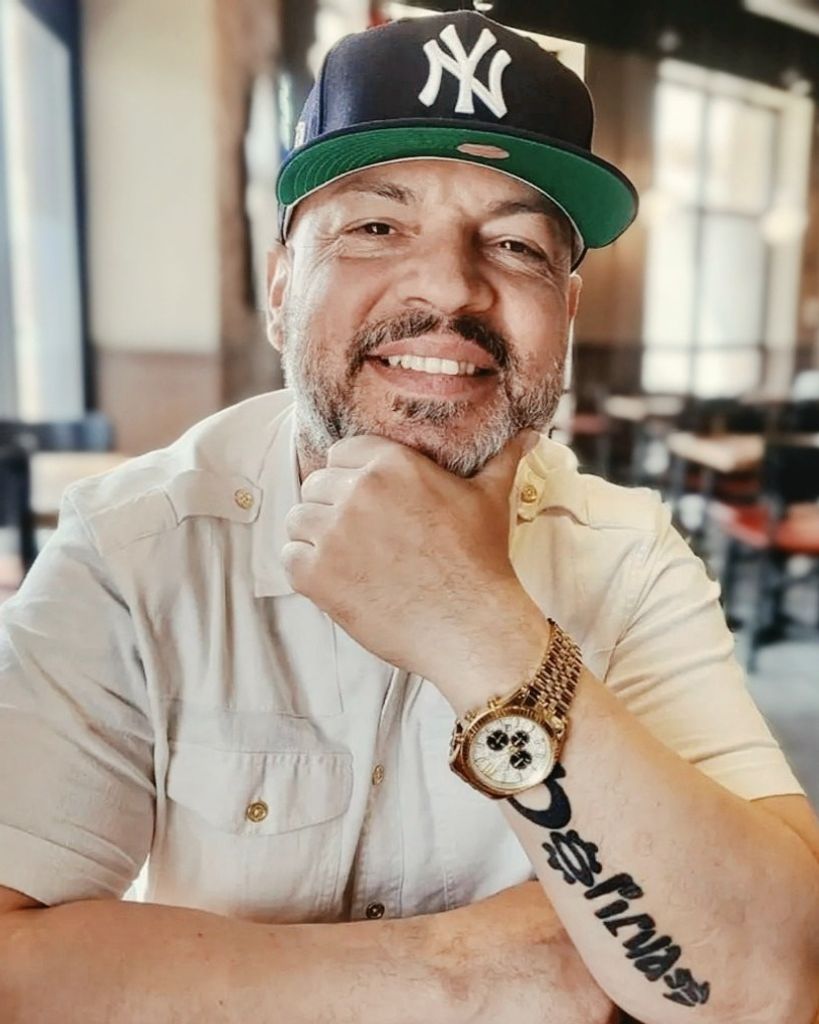 Raymond Luis Hernandez Profile Photo