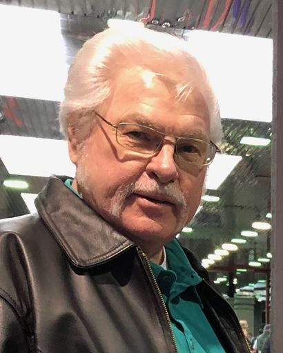 Edward L. Yaras's obituary image