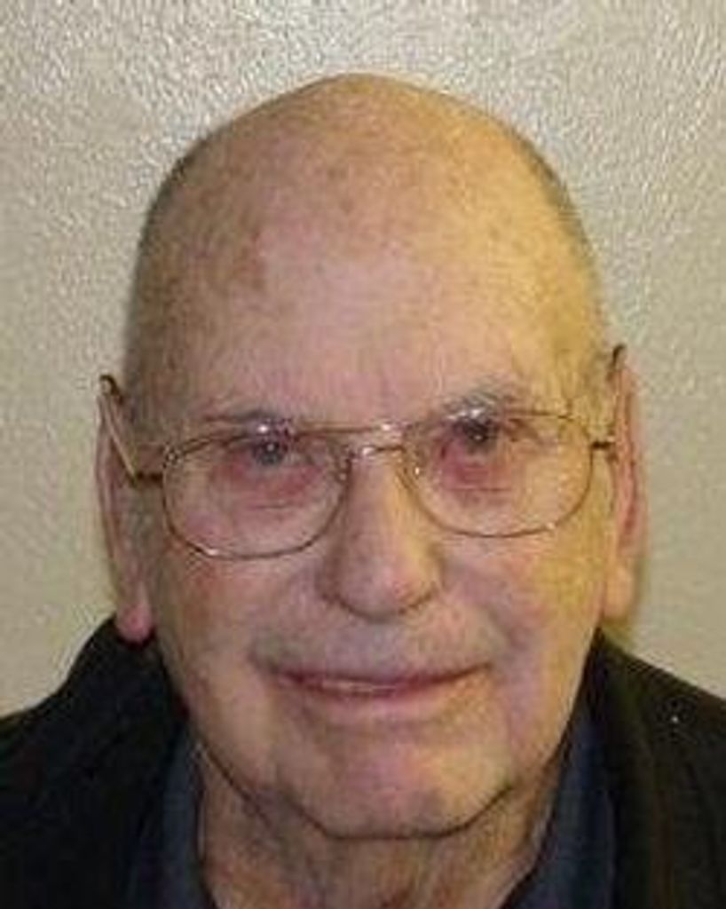 Wade Kelly Profile Photo
