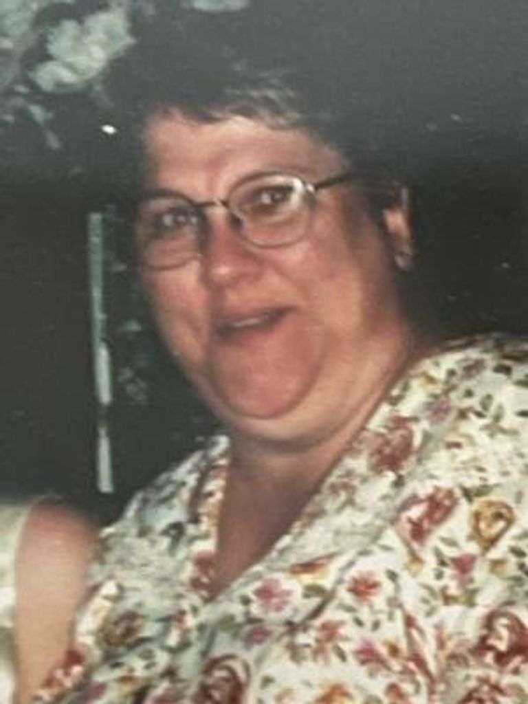 Rebecca Eva (Hindernach)  Nabozny
