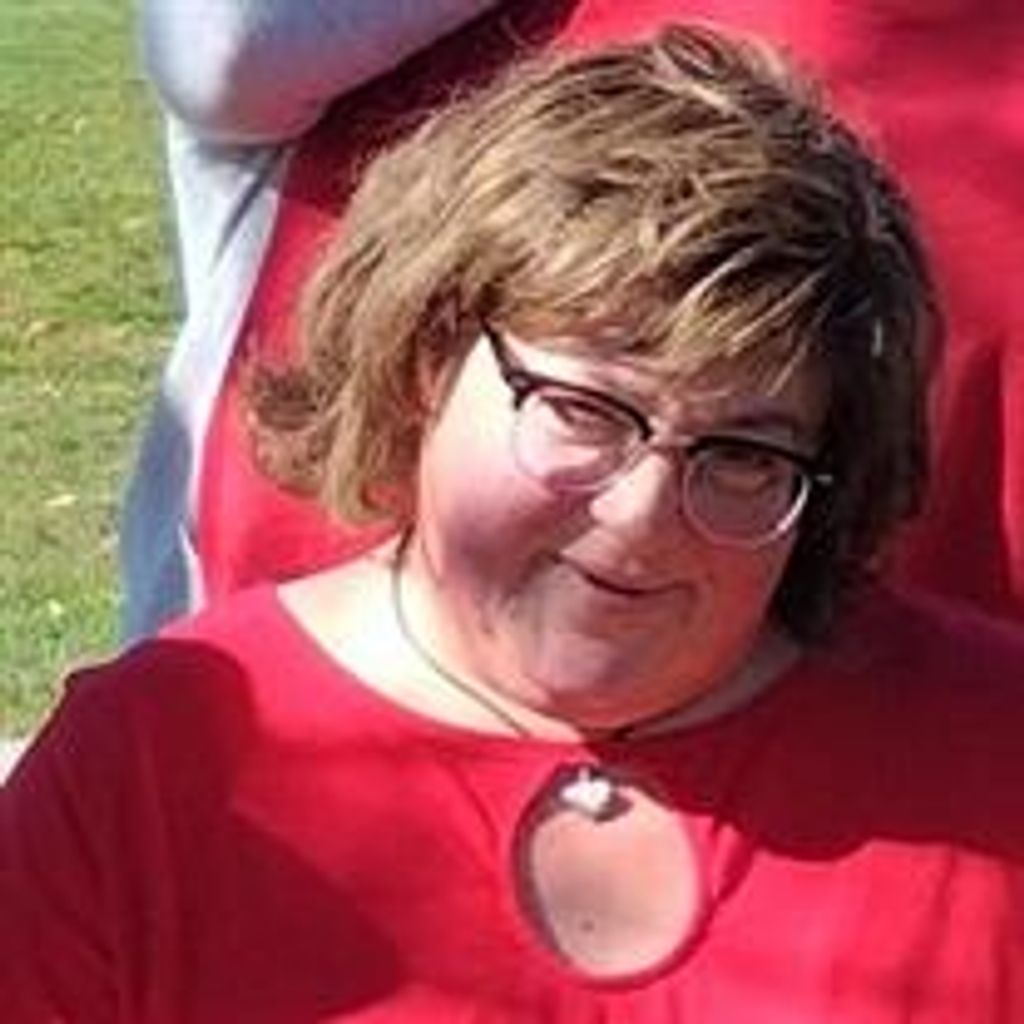 Laura Elaine Fenton Profile Photo