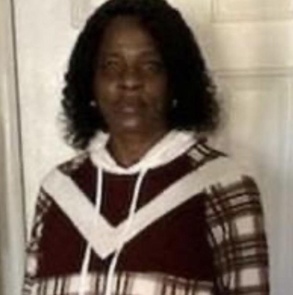 Mrs.Lois Mills Profile Photo
