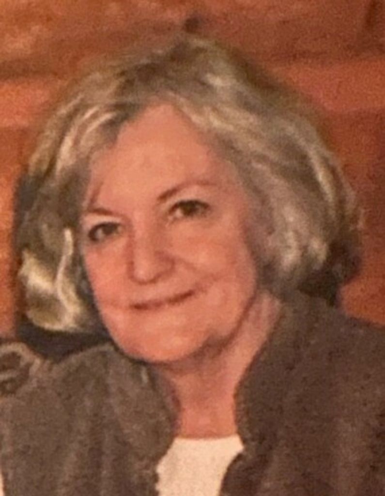 Carolyn (White)  Richie