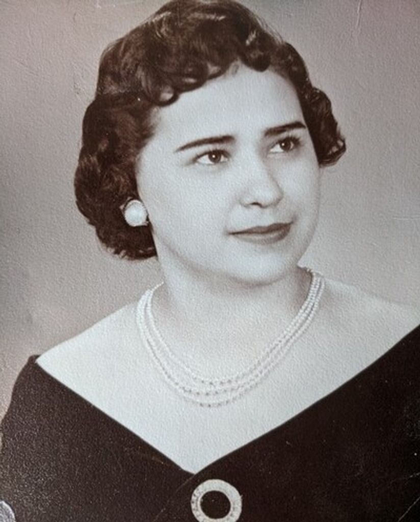 Teresa Maria Rodriguez-Peppard Profile Photo
