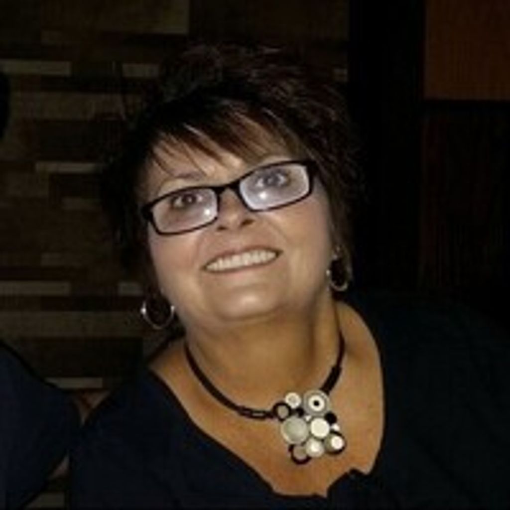 Suzette Davidson