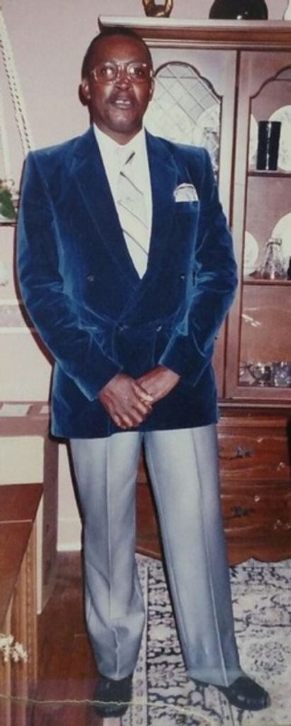 Robert L. Jones Profile Photo