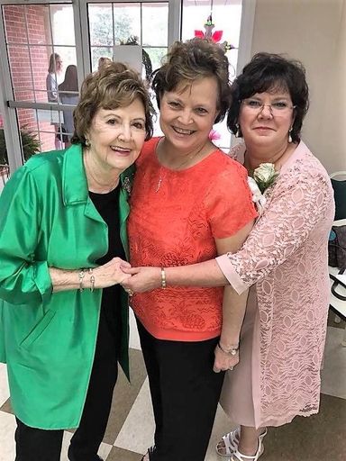 Martha Ann Segars photo gallery thumbnail 120 of 122