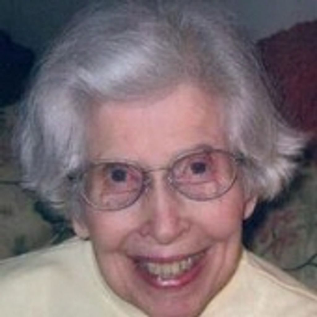 Eva Claire Lewis
