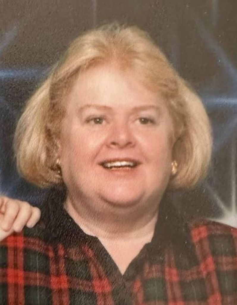 Maureen "Mo" Leahey