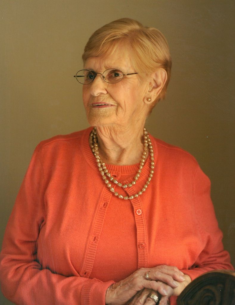 Ofelia (Rael)  Romero