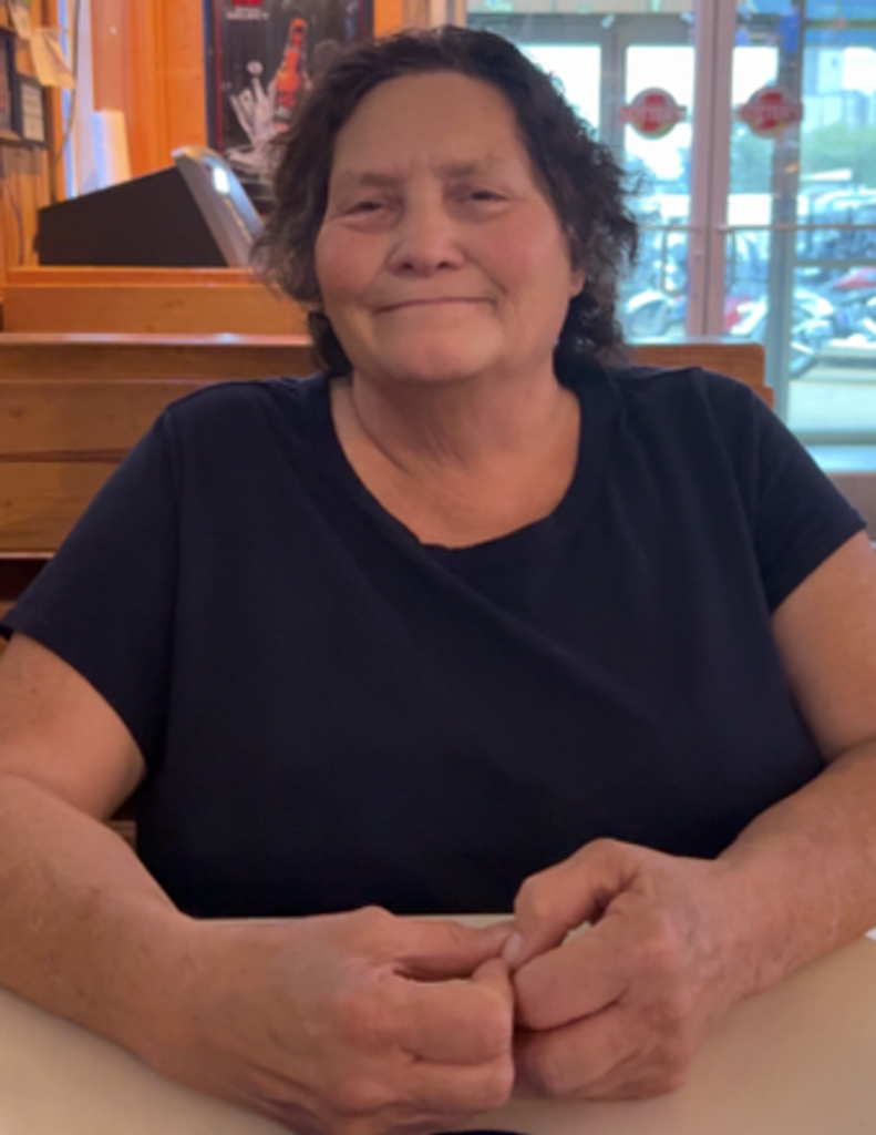 Barbara Jean (Carlin) Mathews