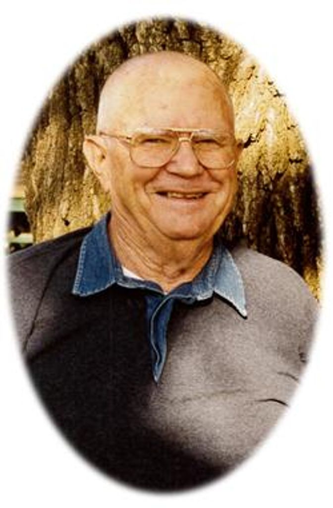 Robert J. "Bob" Vondracek Profile Photo