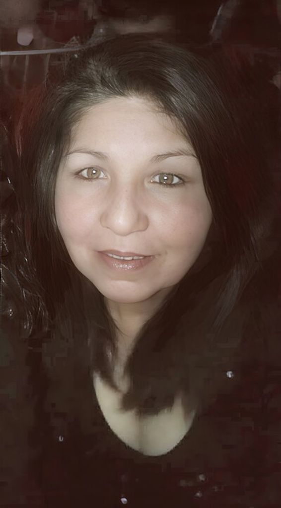 Delia Liserio Flores