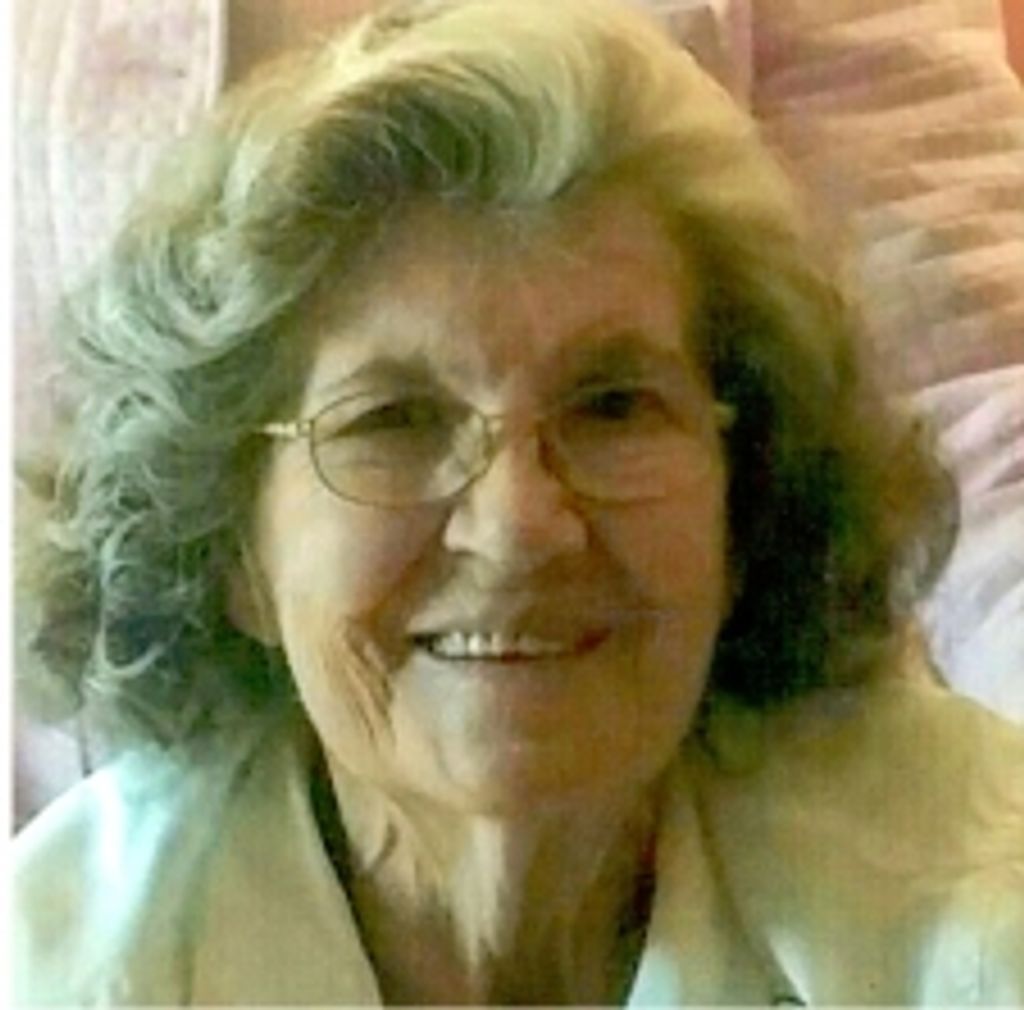 Lois  E. Puckett
