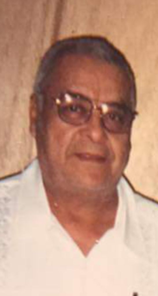 Roberto Esquivel Juarez Profile Photo