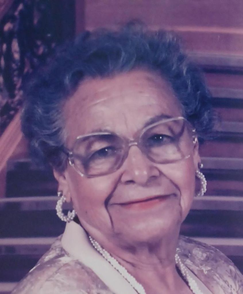 Stella Barragan Profile Photo