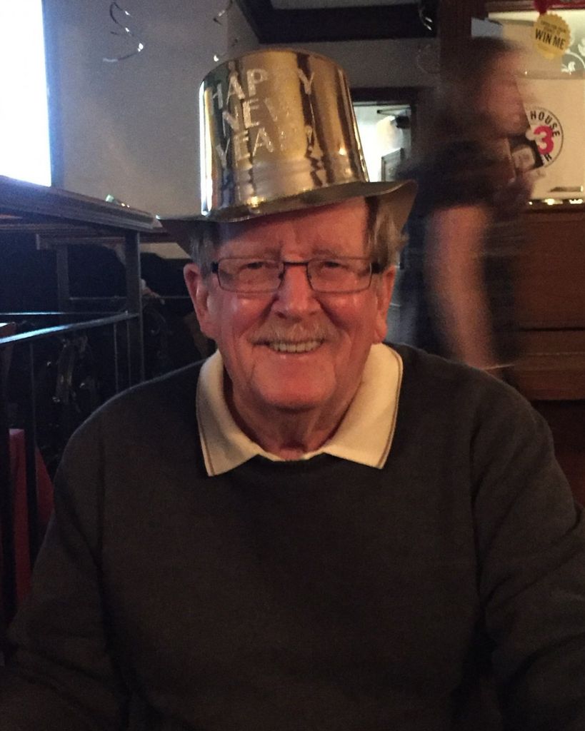 Russell Smith Profile Photo