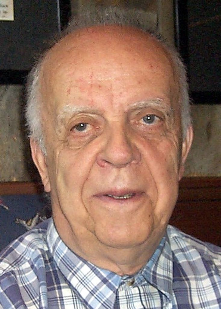 Norbert Edward Quehl Profile Photo